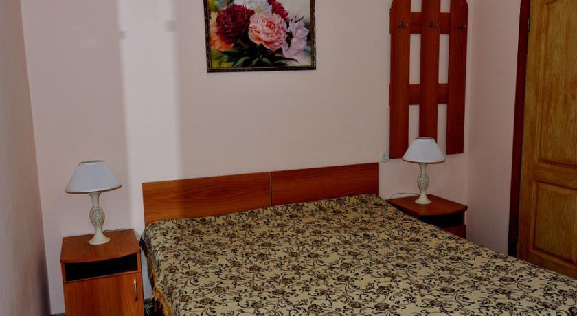 Гостиница Guest House on Ulitsa Lugovaya Черноморское